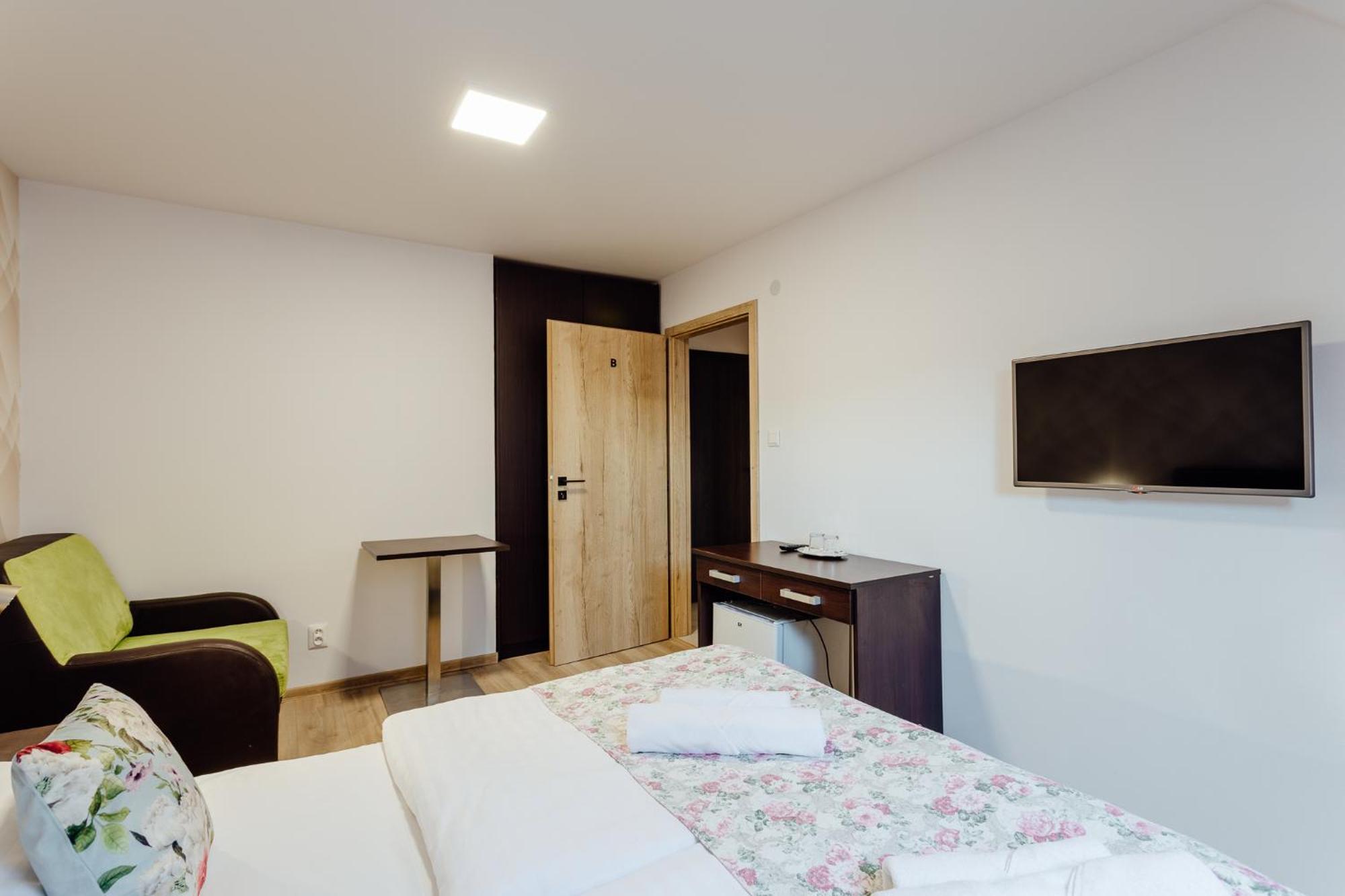 Penzion Panda 2 Turčianske Teplice Exterior foto